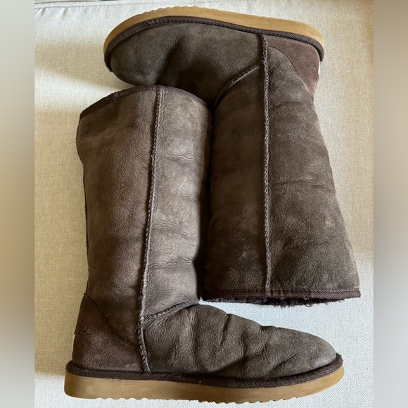 Authentic UGG Boots-Classic Tall-Dark Chocolate Brown-Sz 8 - Picture 7 of 17